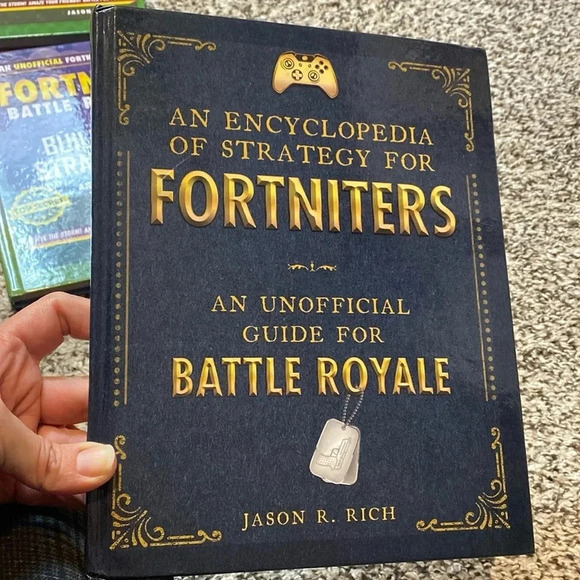 An Unofficial Fortnite Guide Battle Royale Hacks 4 Hardcover Collection - Picture 2 of 12